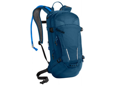 Se Camelbak - M.U.L.E. - Rygsæk 12L med 3 L vandreservior - Grå/Blågrøn ❤ Kæmpe udvalg i Camelbak ❤ Hurtig levering: 1 - 2 Hverdage samt billig fragt - Varenummer: CKP-886798022192 og barcode / Ean: '886798022192 på lager - Udsalg på Rygsække Spar op til 57% - Over 434 design mærker på udsalg