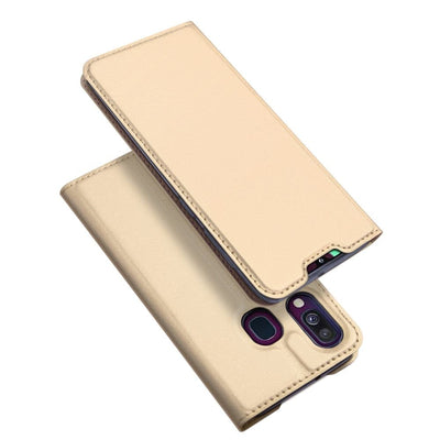 Se Samsung Galaxy A40 - DUX DUCIS Skin Pro læder cover - Guld ❤ Kæmpe udvalg i DUX DUCIS ❤ Hurtig levering: 1 - 2 Hverdage samt billig fragt - Varenummer: CPD-DU13080368 og barcode / Ean: '6934913080368 på lager - Udsalg på Mobil tilbehør Spar op til 53% - Over 424 kendte brands på udsalg
