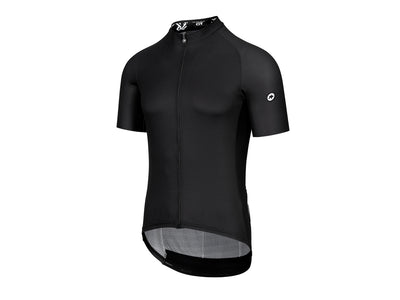 Se Assos MILLE GT Summer SS Jersey c2 - Cykeltrøje - Black - Str. M ❤ Stort online udvalg i Assos ❤ Hurtig levering: 1 - 2 Hverdage samt billig fragt - Varenummer: CKP-2220000193054 og barcode / Ean: '2220000193054 på lager - Udsalg på Cykeltrøjer Spar op til 56% - Over 454 design mærker på udsalg