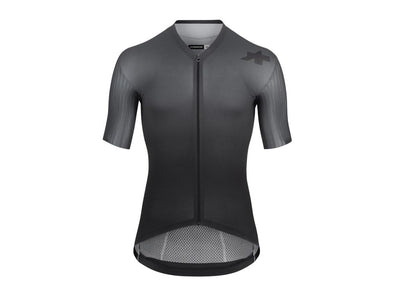 Se Assos Equipe RS Jersey S11 - Cykeltrøje K/Æ - Grå - Str. XL ❤ Stort online udvalg i Assos ❤ Hurtig levering: 1 - 2 Hverdage samt billig fragt - Varenummer: CKP-7627776007694 og barcode / Ean: '7627776007694 på lager - Udsalg på Cykeltrøjer Spar op til 64% - Over 857 kendte brands på udsalg