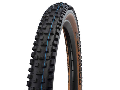 Se Schwalbe Nobby Nic - Evolution Line Super Race foldedæk - 29x2,40 (62-622) E-50 - Transparent ❤ Kæmpe udvalg i Schwalbe ❤ Hurtig levering: 1 - 2 Hverdage samt billig fragt - Varenummer: CKP-4026495903219 og barcode / Ean: '4026495903219 på lager - Udsalg på Cykeldæk Spar op til 66% - Over 360 kendte mærker på udsalg