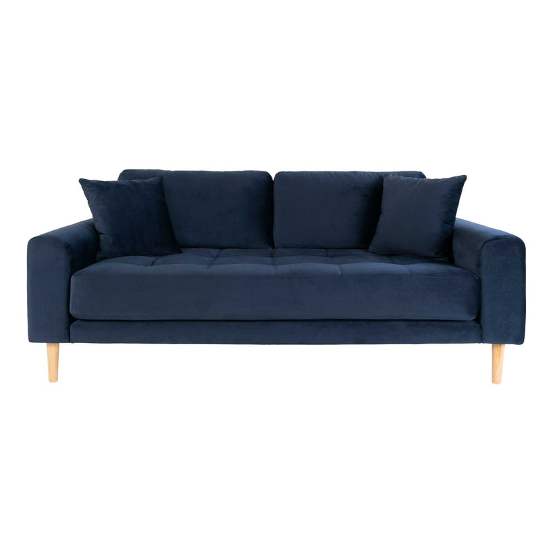 Se Lido 2,5 Personers Sofa - 2,5 Personers Sofa, Mørkeblå Velour Med To Puder Og Natur Træben, Hn1005 ❤ Stort online udvalg i HouseNordic ❤ Hurtig levering: 1 - 2 Hverdage samt billig fragt ❤ Varenummer: BBM-45560839733525 og barcode / Ean: &