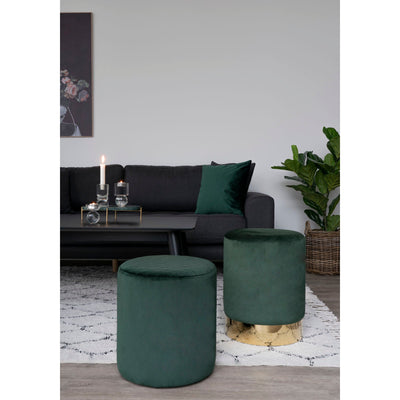 Se Ejby - Rund puf i mørkegrønt velour HN1206 ❤ Stort online udvalg i House Nordic ❤ Hurtig levering: 1 - 2 Hverdage samt billig fragt ❤ Varenummer: BGH-42124454363388 og barcode / Ean: '5713917001392 på lager - Udsalg på Alle produkter Spar op til 65% - Over 785 kendte brands på udsalg