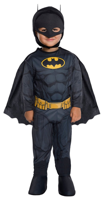 Se Batman Baby Kostume (24-36 måneder/TODD) ✔ Kæmpe udvalg i Rubie's ✔ Hurtig levering: 1 - 2 Hverdage samt billig fragt - Varenummer: MMA-2037025672 og barcode / Ean: '883028443024 på lager - Udsalg på Udklædningstøj Spar op til 62% - Over 434 design brands på udsalg