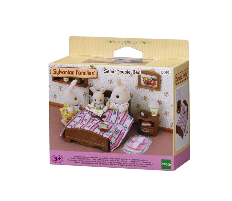 Se Sylvanian Families Semi-dobbeltseng online her - Ean: 5054131050194