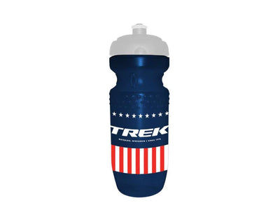 Se Trek Stars & Stripes - Drikkedunk - Blå/hvid - 591 ml ❤ Kæmpe udvalg i Bontrager ❤ Hurtig levering: 1 - 2 Hverdage samt billig fragt - Varenummer: CKP-601842824696 og barcode / Ean: '601842824696 på lager - Udsalg på Drikkedunke & drikkeflasker Spar op til 56% - Over 454 kendte mærker på udsalg