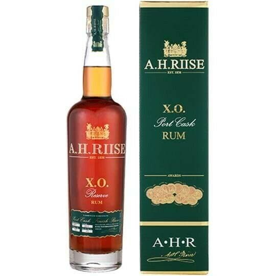 Se A.H. Riise Xo Reserve Port Cask Rum Fl 70 ❤ Kæmpe udvalg i AHRIISE ❤ Hurtig levering: 1 - 2 Hverdage samt billig fragt - Varenummer: BAR-12783 og barcode / Ean: &