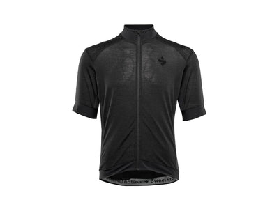 Se Sweet Protection Crossfire Merino Jersey - Cykeltrøje - Sort - Str. M ❤ Kæmpe udvalg i Sweet Protection ❤ Hurtig levering: 1 - 2 Hverdage samt billig fragt - Varenummer: CKP-7048652279125 og barcode / Ean: '7048652279125 på lager - Udsalg på Cykeltrøjer Spar op til 67% - Over 454 kendte mærker på udsalg