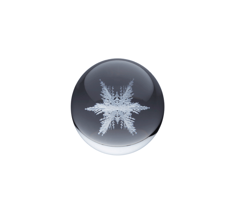 Se Kasia Lilja Krystalkugle - Snowflake 1 ❤ Stort online udvalg i Kasia Lilja ❤ Hurtig levering: 1 - 2 Hverdage samt billig fragt ❤ Varenummer: KASL-5124 og barcode / Ean: 5710495007334 på lager - Udsalg på Boligtilbehør - Over 424 kendte brands på udsalg