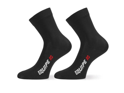 Se Assos RS Socksl Socks - Cykelstrømper - Sort - Str. 0 ❤ Kæmpe udvalg i Assos ❤ Hurtig levering: 1 - 2 Hverdage samt billig fragt - Varenummer: CKP-2220000154314 og barcode / Ean: '2220000154314 på lager - Udsalg på Cykelstrømper Spar op til 58% - Over 412 kendte brands på udsalg