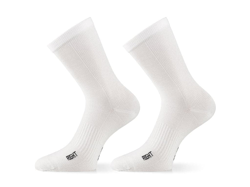 Se Assos Essence Socks - Cykelstrømper - Hvid - Str. II ❤ Stort online udvalg i Assos ❤ Hurtig levering: 1 - 2 Hverdage samt billig fragt ❤ Varenummer: CKP-2220000157162 og barcode / Ean: &