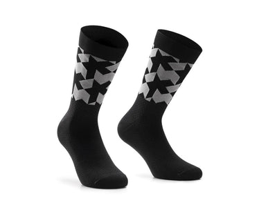 Se Assos Monogram EVO - Cykelstrømper - Sort - Str. 0 ❤ Kæmpe udvalg i Assos ❤ Hurtig levering: 1 - 2 Hverdage samt billig fragt - Varenummer: CKP-2220000205276 og barcode / Ean: '2220000205276 på lager - Udsalg på Cykelstrømper Spar op til 63% - Over 434 design mærker på udsalg