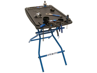 Se Park Tool PB-1 - Arbejdsbord transportabel - 92,5 x 58,5cm ❤ Stort online udvalg i Park Tool ❤ Hurtig levering: 1 - 2 Hverdage samt billig fragt - Varenummer: CKP-763477005717 og barcode / Ean: '763477005717 på lager - Udsalg på Arbejdsstand til cykler Spar op til 53% - Over 434 design mærker på udsalg