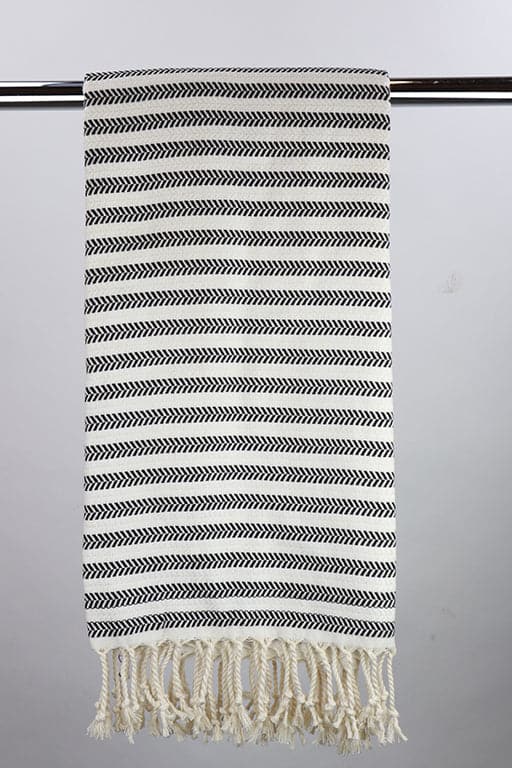 Se Hamam Single stripe Sort - 50 * 100 cm ❤ Hamam ❤ Hurtig levering: 1 - 2 Hverdage samt billig fragt ❤ Varenummer: HA-42305062273180 og barcode / Ean:  på lager - Kæmpe udvalg i  Håndklæder - Over 312 kendte brands på udsalg