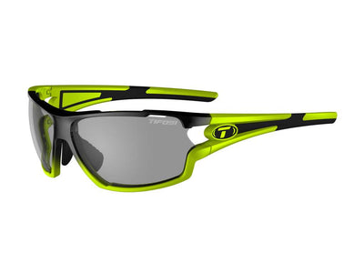 Se Tifosi Amok - Cykelbrille - Fotokromisk - Sort/Gul - L-XL ❤ Kæmpe udvalg i Tifosi ❤ Hurtig levering: 1 - 2 Hverdage samt billig fragt - Varenummer: CKP-848869015243 og barcode / Ean: '848869015243 på lager - Udsalg på Cykelbriller Spar op til 51% - Over 424 kendte brands på udsalg