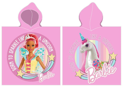 Se Barbie Poncho badehåndklæde med hætte - 100 procent bomuld ✔ Kæmpe udvalg i Mmaction ✔ Hurtig levering: 1 - 2 Hverdage samt billig fragt - Varenummer: MMA-2040299 og barcode / Ean: '5902689471698 på lager - Udsalg på Bade Poncho / Håndklæde med hætte Spar op til 67% - Over 454 design mærker på udsalg