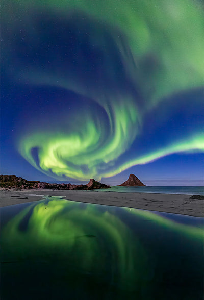Se Bleik Island af Frank Olsen ❤ Stort online udvalg i Frank Olsen ❤ Hurtig levering: 1 - 2 Hverdage samt billig fragt ❤ Varenummer: ILL-15378 og barcode / Ean: på lager - Udsalg på Illux Art shop - Fotokunst - Frank Olsen - Natur - Natur fotokunst - Landskab - Hav og strand Spar op til 58% - Over 400 kendte brands på udsalg