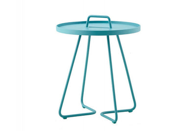 Se Cane-line On-the-move sidebord, Lille, Aqua ❤ Stort online udvalg i KopK ❤ Hurtig levering: 1 - 2 Hverdage samt billig fragt ❤ Varenummer: HML-DK2670 og barcode / Ean: '5711877068998 på lager - Udsalg på Cane-line > Cane-line Borde Spar op til 66% - Over 857 kendte brands på udsalg