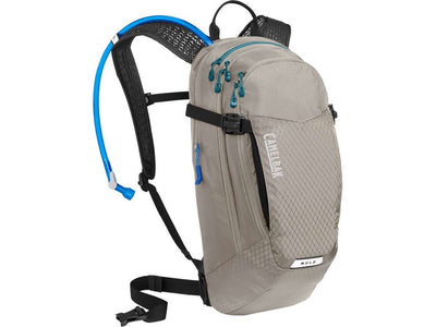 Se Camelbak M.U.L.E. - Rygsæk 12 liter med 3 liter vandreservoir - Aluminum/black ❤ Stort online udvalg i Camelbak ❤ Hurtig levering: 1 - 2 Hverdage samt billig fragt - Varenummer: CKP-886798034843 og barcode / Ean: '886798034843 på lager - Udsalg på Rygsække Spar op til 65% - Over 454 design brands på udsalg