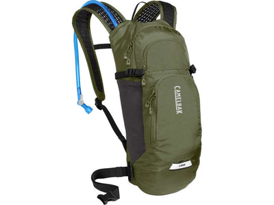 Se Camelbak Lobo 9 - Rygsæk - 9 liter - 2-liter Cruxâ„¢ reservoir - Burnt Olive/Black ❤ Kæmpe udvalg i Camelbak ❤ Hurtig levering: 1 - 2 Hverdage samt billig fragt - Varenummer: CKP-886798034805 og barcode / Ean: '886798034805 på lager - Udsalg på Rygsække Spar op til 66% - Over 424 kendte brands på udsalg