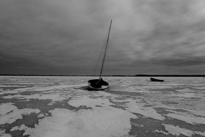 Se Frozen shire af David Foli ❤ Stort online udvalg i David Foli ❤ Hurtig levering: 1 - 2 Hverdage samt billig fragt ❤ Varenummer: ILL-12996 og barcode / Ean: på lager - Udsalg på Illux Art shop - Fotokunst - David Foli - Sort-hvid - Natur - Sort-hvid fotokunst - Natur fotokunst - Hav og strand Spar op til 61% - Over 434 design brands på udsalg