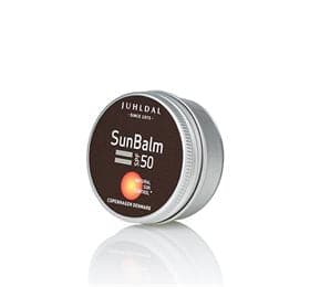 Stort online udvalg i Juhldal SunBalm SPF50 - 15 ml ❤ Juhldal ❤ Hurtig levering: 1 - 2 Hverdage og gratis fragt v/køb over 295 kr. GLS til pakkeshop ❤ Varenummer: HG-28088 og barcode / Ean: 5709333111241 på lager - Kæmpe udvalg i Personlig pleje - Over 454 kendte brands på udsalg