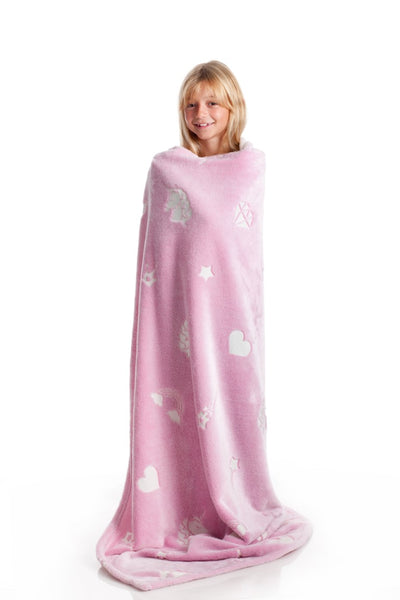 Se KANGURU Unicorn Glow-in-Dark Plaid ✔ Kæmpe udvalg i KANGURU ✔ Hurtig levering: 1 - 2 Hverdage samt billig fragt - Varenummer: MMA-2131280 og barcode / Ean: '8006843012806 på lager - Udsalg på Plaider / Ponchoer Spar op til 61% - Over 454 kendte mærker på udsalg