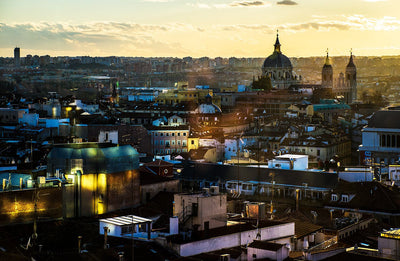 Se Madrid Rooftop af Kirsten Stigsgaard ❤ Stort online udvalg i Kirsten Stigsgaard ❤ Hurtig levering: 1 - 2 Hverdage samt billig fragt ❤ Varenummer: ILL-14455 og barcode / Ean: på lager - Udsalg på Illux Art shop - Fotokunst - Kirsten Stigsgaard - Urbant - Byer og sev rdigheder Spar op til 53% - Over 454 design brands på udsalg