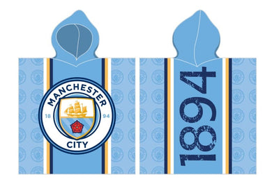 Se Manchester City Poncho / Håndklæde med hætte - 100 procent bomuld ✔ Kæmpe udvalg i Mmaction ✔ Hurtig levering: 1 - 2 Hverdage samt billig fragt - Varenummer: MMA-2040050 og barcode / Ean: '5712548204004 på lager - Udsalg på Bade Poncho / Håndklæde med hætte Spar op til 64% - Over 454 design mærker på udsalg