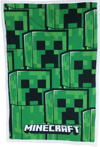 Se Minecraft Sherpa Fleece tæppe - 100 x 150 cm ✔ Kæmpe udvalg i  mmaction ✔ Hurtig levering: 1 - 2 Hverdage samt billig fragt - Varenummer: MMA-227103 og barcode / Ean: '3760167652654 på lager - Udsalg på Fleece tæpper til børn Spar op til 59% - Over 434 design mærker på udsalg