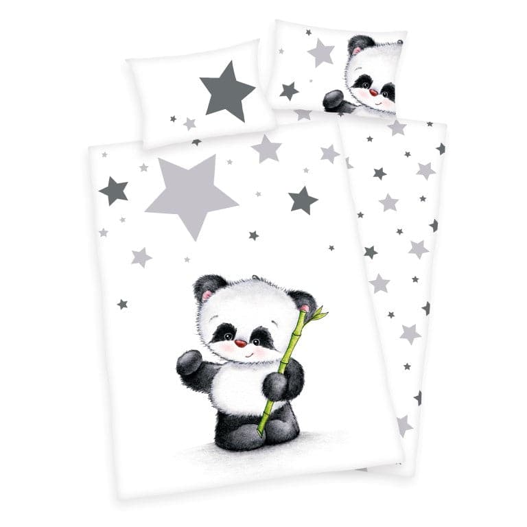 Se Panda Junior Sengetøj 100x135 cm - 100 procent bomuld ✔ Kæmpe udvalg i Mmaction ✔ Hurtig levering: 1 - 2 Hverdage samt billig fragt - Varenummer: MMA-2010001 og barcode / Ean: &