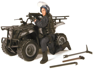 Se S.W.A.T. Politi ATV + Action Figur 30,5cm ✔ Kæmpe udvalg i  World Peacekeepers ✔ Hurtig levering: 1 - 2 Hverdage samt billig fragt - Varenummer: MMA-19990195 og barcode / Ean: '018859901959 på lager - Udsalg på Store Actionfigurer 30,5 cm Spar op til 55% - Over 1347 kendte brands på udsalg