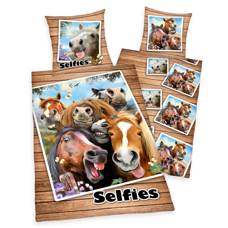 Se Selfies Heste Sengetøj - 100 procent bomuld ✔ Kæmpe udvalg i  mmaction ✔ Hurtig levering: 1 - 2 Hverdage samt billig fragt - Varenummer: MMA-2010062 og barcode / Ean: &