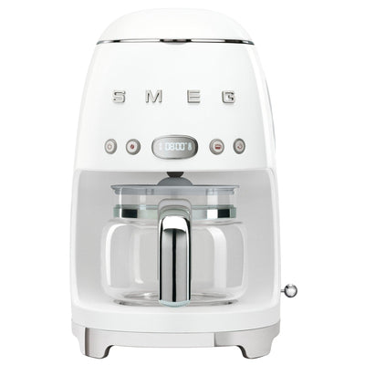 Se Smeg 50 s Style kaffemaskine DCF02WHEU (hvid) ❤ Stort online udvalg i Smeg ❤ Hurtig levering: 1 - 2 Hverdage samt billig fragt ❤ Varenummer: ELG-27084 og barcode / Ean: 8017709280550 på lager - Udsalg på Kaffemaskine - Over 434 design mærker på udsalg