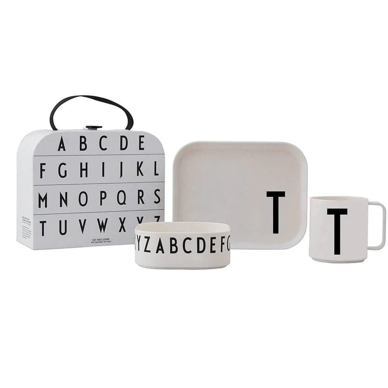 Design Letters GAVEÆSKE TRITAN SPISESÆT T  (emballage skadet)