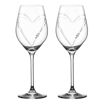Se Matrivo Two Hearts Hvidvinsglas med Swarovski krystaller - 2 stk. ❤ Stort online udvalg i Matrivo ❤ Hurtig levering: 1 - 2 Hverdage samt billig fragt ❤ Varenummer: MAT-10312 og barcode / Ean: 0745114488503 på lager - Udsalg på Vinglas - Over 857 kendte brands på udsalg