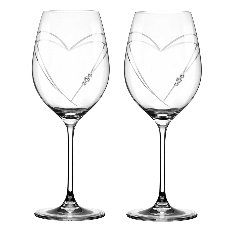 Se Matrivo Two Hearts Rødvinsglas med Swarovski krystaller - 2 stk. ❤ Stort online udvalg i Matrivo ❤ Hurtig levering: 1 - 2 Hverdage samt billig fragt ❤ Varenummer: MAT-10313 og barcode / Ean: 0745114488510 på lager - Udsalg på Vinglas - Over 857 kendte brands på udsalg